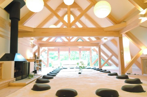 森のいずみ2Fホール